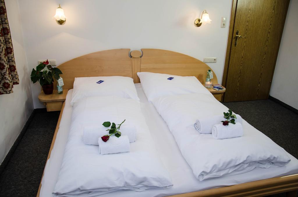 Absolute Active Roulette Apartments Kirchberg Kirchberg in Tirol Room photo
